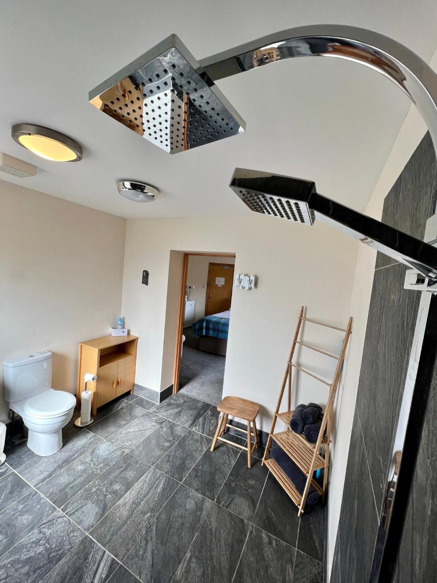 Seacroft Licensed And Restaurant * Aird Uig